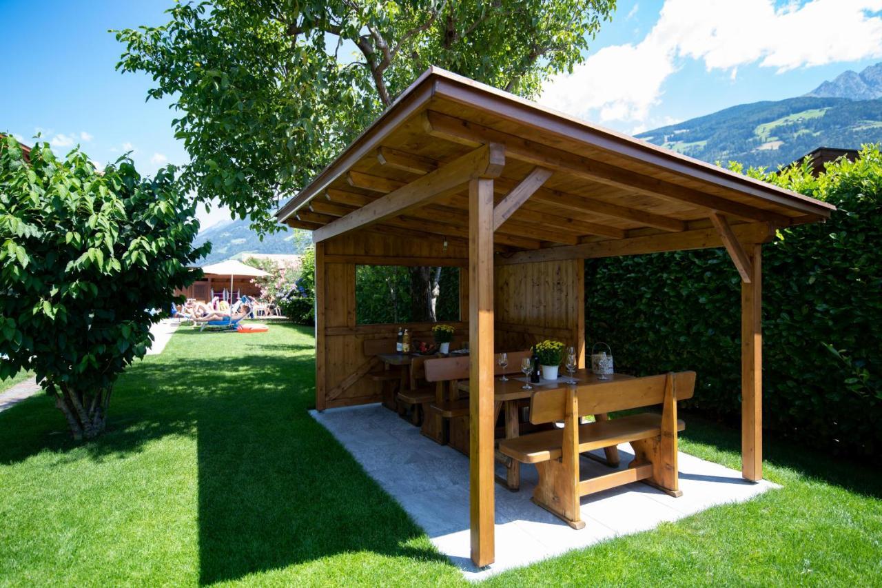 Ferienwohnungen Haus Christine 里菲亚诺 外观 照片
